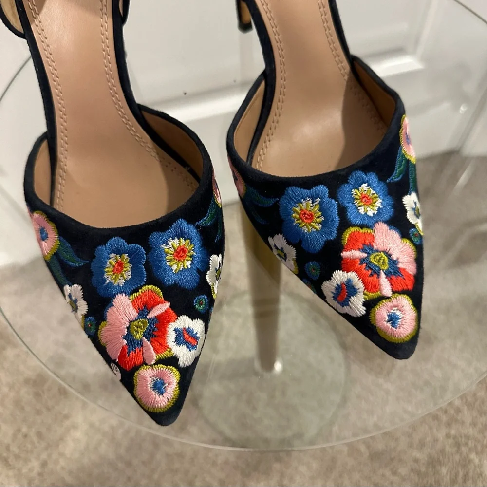 Tory Burch Rosemont Embroidered d'Orsay Pump Heels in Navy Blue, size 6.5